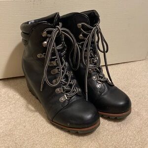 Esprit Sammie Black Ankle Boots Size 6.5 M Hidden Wedge Heels